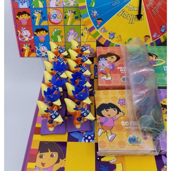Vintage Dora the Explorer Wooden Game House Set Checkers Dominoes Bingo Cards - Picture 9 of 12